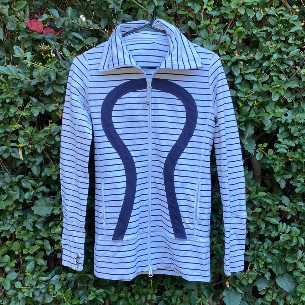 LuluLemon In Stride jacket